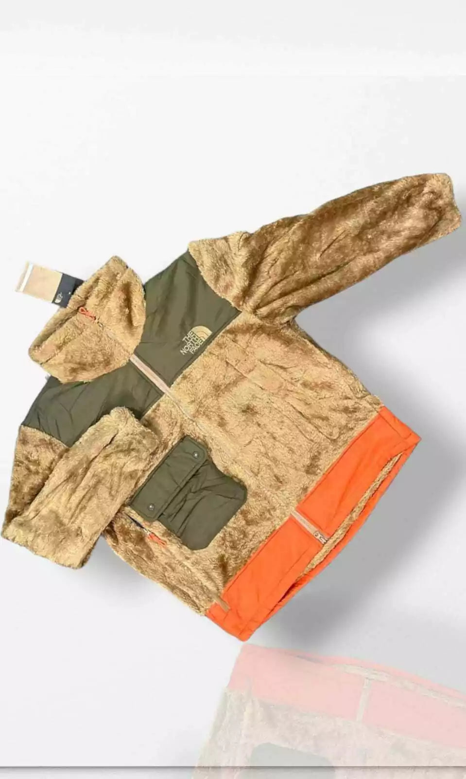 TNF PELUCHE EDICION INVIERNO