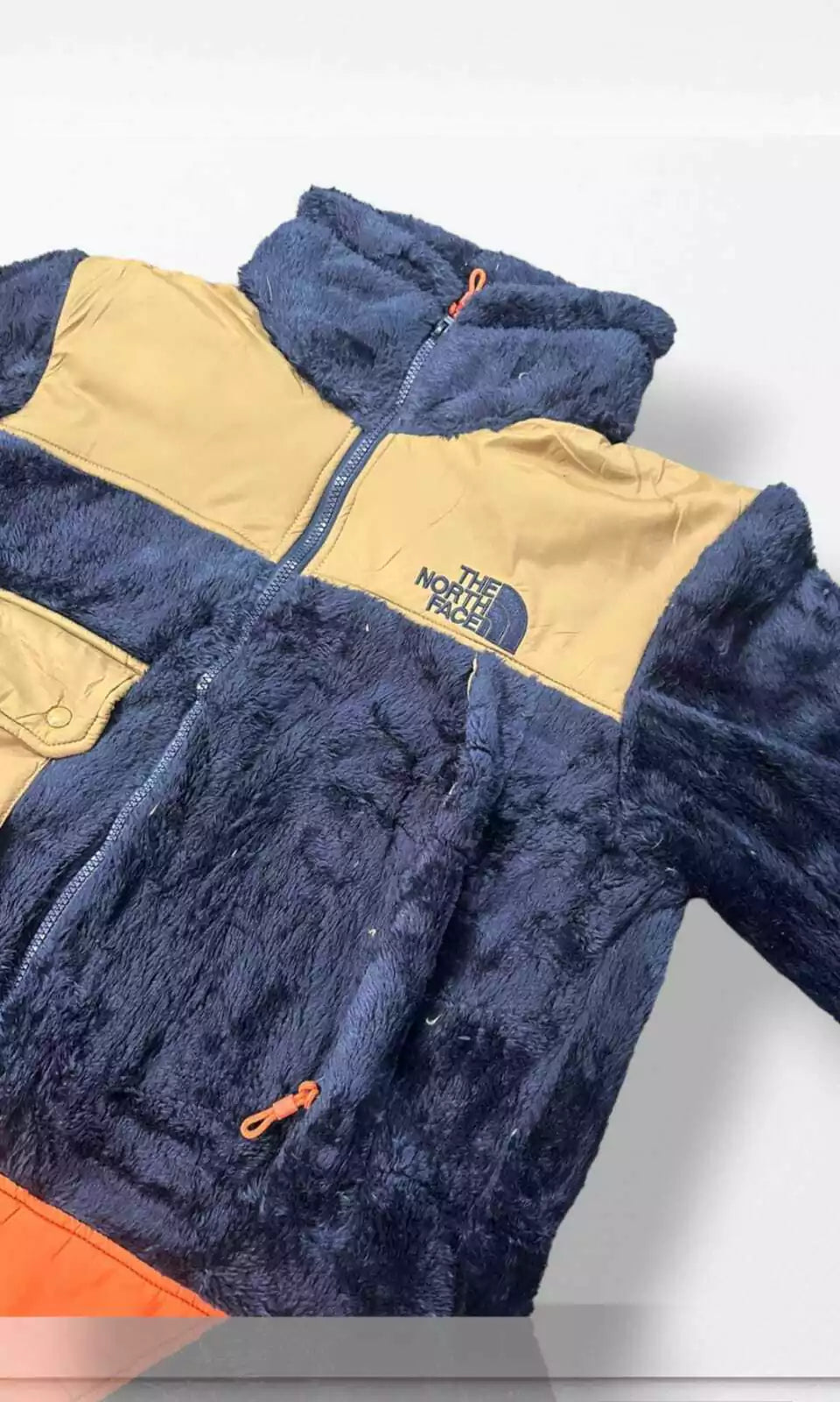 TNF PELUCHE EDICION INVIERNO